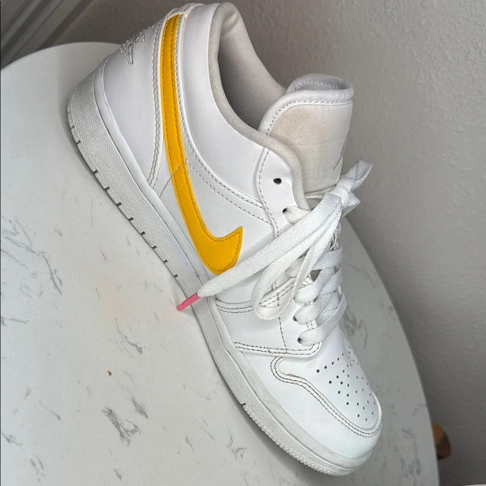 Nike Air Jordan‎ 1 Low Mens 7.5 (9 w) white neon Multi-Color Swoosh Sneakers CW…